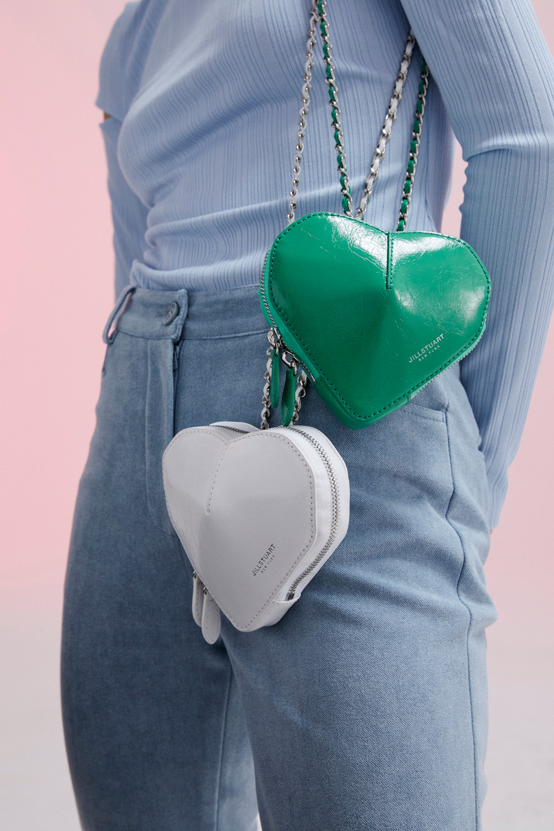 JILL STUART♥ J-HEART HEART SHAPED MINI CROSS BAG JILL STUART♥ J-HEART HEART SHAPED MINI CROSS BAG
